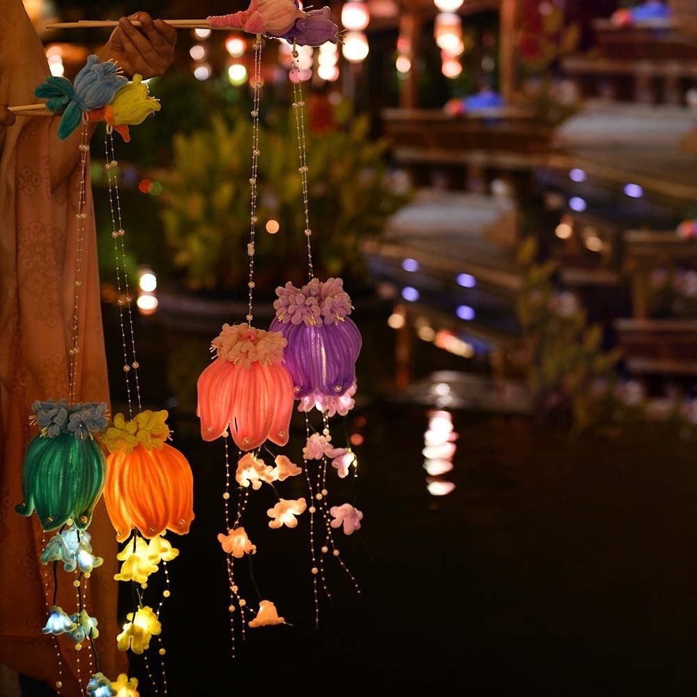 Lampu Bunga Lonceng Buatan Tan - Easy Cosplay Prop ulasan dan harga